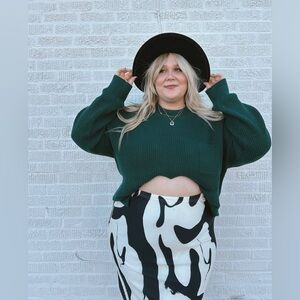 Elegant Black and White Pencil Skirt